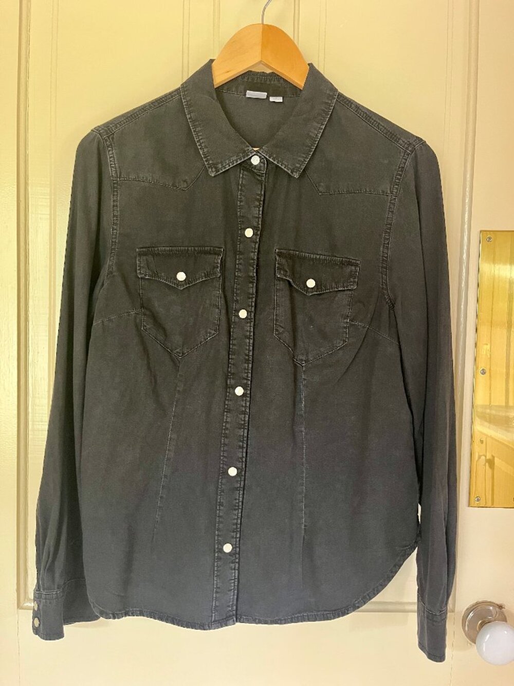 GAP black western women's shirt